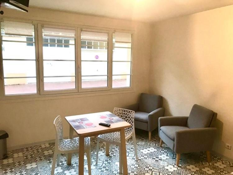 L'Escale Apartment เลอเทรปอร์ ภายนอก รูปภาพ
